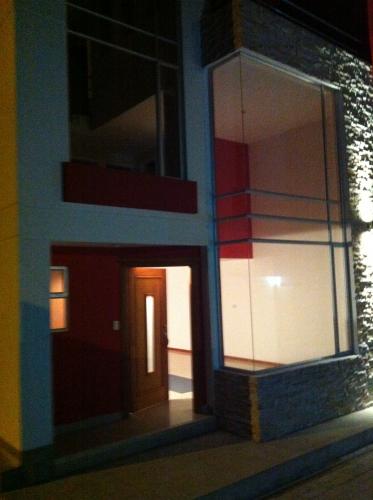 VENDO CASA EN EL VALLE DE LOS CHILLOS POR ESTRENAR