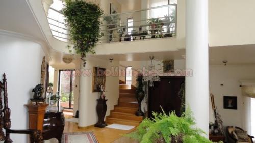 VENDO HERMOSA CASA EN LA URB EL CONDADO