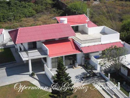 Vendo casa en Urb. Pedro Balda, Manta