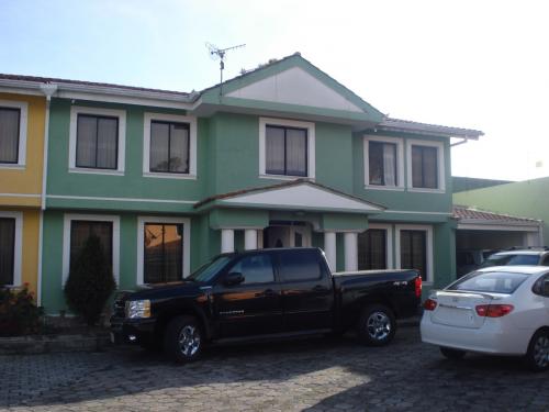 CAPELO CASA EN CONJUNTO