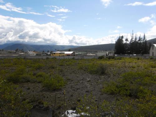 TERRENO SAN ANTONIO DE PICHINCHA, COOPERATIVA HUASIPUNGO 2.923M2 $44.000 INMOBILIARIA CONEXION: 2353-232 , 097-592747