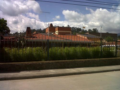 VENDO VILLA AMPLIA DE UNA PLANTA 