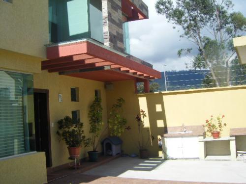 VENTA LINDA CASA SECTOR LA PRIMAVERA