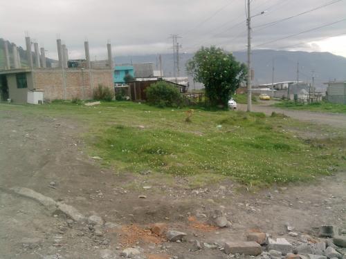 SE VENDE UN EXCELENTE TERRENO EN EL SECTOR DE MONJAS SU VALOR ES NEGOCIABLE