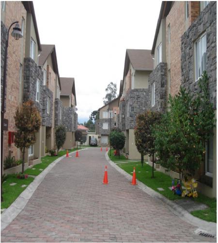 CASA INDEPENDIENTE EN PRIMAVERA 2 CUMBAYA