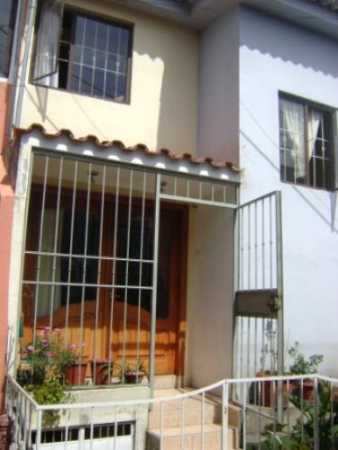 VENDO HERMOSA CASA EN CONJUNTO SANTA MARIANITA 