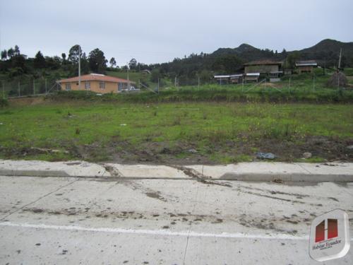 Terreno en Cuenca full obras en Challuabamba de 1350m2 (SST212)