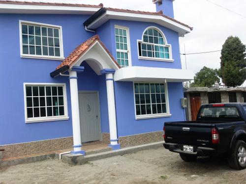 bonito casa tipo chalet