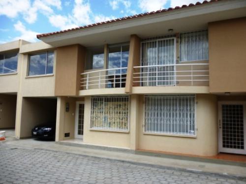 CASA EN VENTA POR ESTRENAR