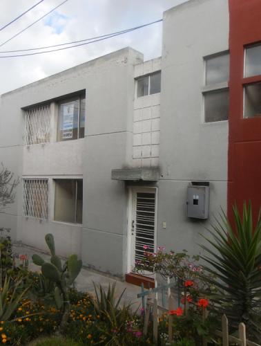 CASA CONJUNTO VILLABONESSA, SAN ANTONIO DE PICHINCHA, 92 M2 $35.000 INMOBILIARIA CONEXION: 2353-232, 097-592747