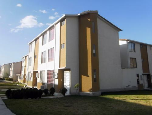 CASA ESQUINERA , CONJUNTO LA CAMPIÑA, SECTOR POMASQUI , 113M2 $69.900 INMOBILIARIA CONEXION: 2353-232, 097-592747