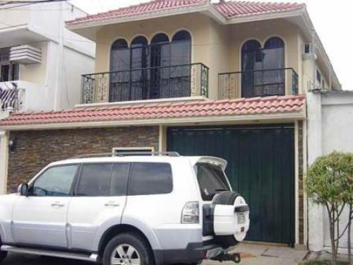 URDENOR 2 SECTOR CERRADO OPORTUNIDAD HERMOSA CASA VENDO X VIAJE PRECIO NEGOCIABLE Casa en Venta en Norte, Guayaquil, Guayas