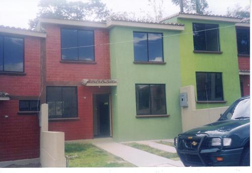 Se vende casa en Conjunto Residencial Sol del Rumiñahui - Ambiente Agradable