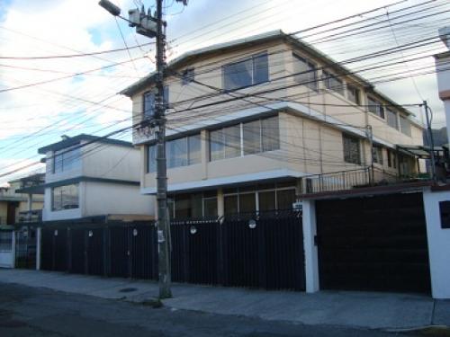 VENDO CASA RENTERA JIPIJAPA QUITO 