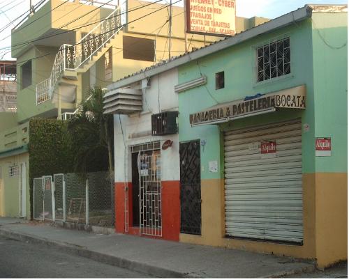 VENDO CASA CON 2 LOCALES COMERCIALES 