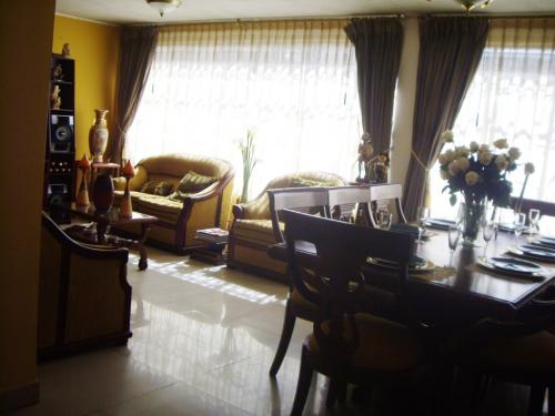 vendo casa con opcion para dos  pisos mas, Obrero Independiente