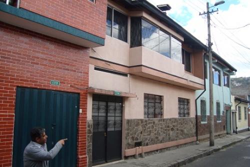 VENDO HERMOSA CASA EN CHIMBACALLE QUITO