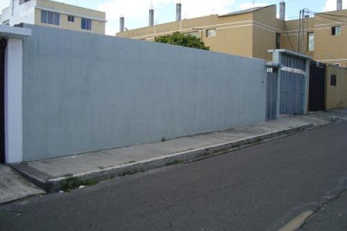 CASA PARA EMPRESAS O CONSTRUCTORES SOLCA-QUITO