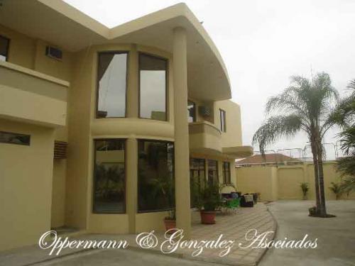 Vendo casa exclusiva en Manta.