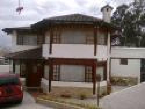 VENTA CASA TIPO RUSTICA