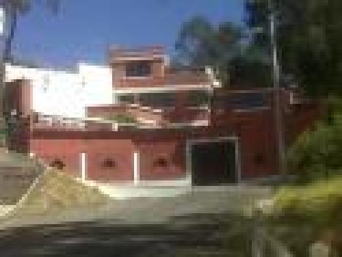 VENDO CASA EN EL VALLE