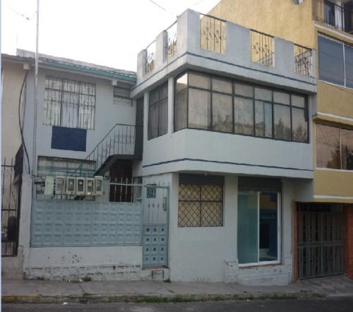 VENDO CASA RENTERA EN CARCELÉN CON CINCO APARTAMENTOS