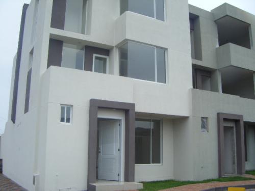 VENTA CASAS POR ESTRENAR, SECTOR LA PRIMAVERA2, CUMBAYA $120.000