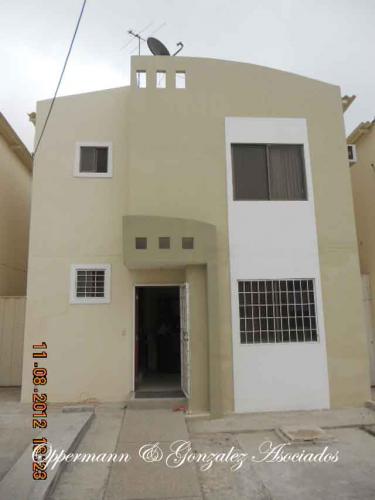 Vendo casa económica en Manta.