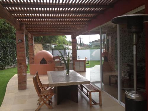 Vendo Hermosa Casa En Tumbaco / La Viña