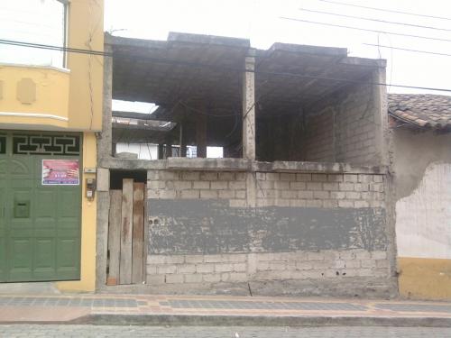 POR MOTIVO DE VIAJE VENDO CASA EN OBRA NEGRA   