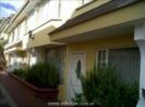 VENDO CASA SECTOR COLEGIO  LETOR, ISACC NEWTON, SEK...