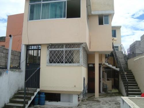 VENDO CASA RENTERA EN LA RUMIÑANUI – QUITO  