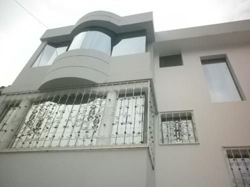 CASA GRANDE CERCA DE LA UNIVERSIDAD CATOLICA