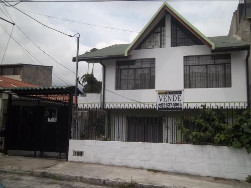 Rumiñahui casa independiente con mini departamento 