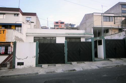CASA 1 PLANTA, LOS MASTODONTES, CARCELÉN 172M2 DE CONSTRUCCIÓN $100.000 2353-232, 0997-592747