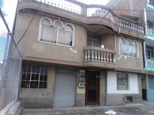 Casa rentera en venta (Mª Elena Salazar- Guajalo)