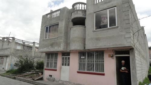 VENDO CASA DE 2 PISOS EN PRESTIGIOSA CIUDADELA DE OTAVALO