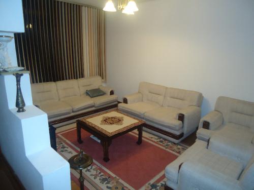 VENDO HERMOSA CASA SECTOR PONCEANO 115000USD