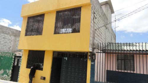 VENDO CASA EN UN SECTOR RESIDENCIAL DE OTAVALO