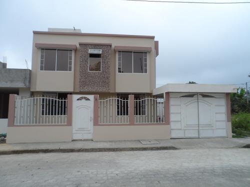 casa por estrenar en Urb. Privada, Via Quevedo