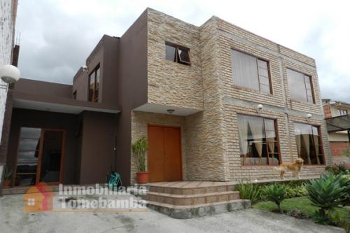 SE VENDE CASA CON HERMOSO DISEÑO