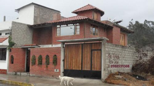 SE VENDE HERMOSA CASA EN OTAVALO