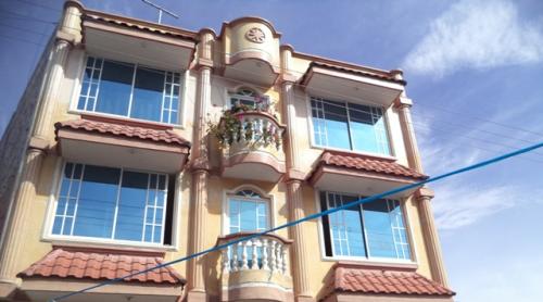 CASA EN VENTA CENTRO DE OTAVALO 