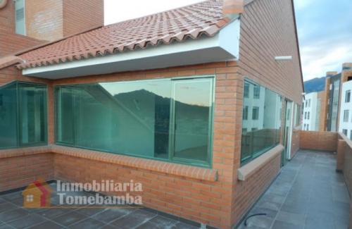 PENTHOUSE DE VENTA EN CUENCA POR ESTRENAR