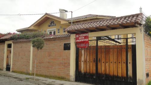 VENDO CASA EN CIUDADELA RUMIÑAHUI