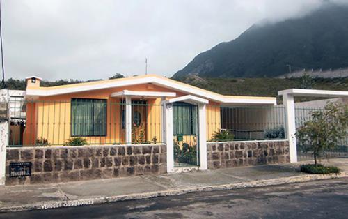 CASA DE 1 PLANTA,CLUB LA MARCA, SECTOR MITAD DEL MUNDO $98.000 INMOBILIARIA CONEXION: 2353232, 0997592747