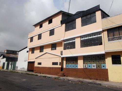 OBRERO INDEPENDIENTE, SECTOR VIA A LOS CHILLOS, CASA IDEAL ESCUELAS, COLEGIOS, BODEGAS $129.000 INMOBILIARIA CONEXION: 2353232, 0997592747