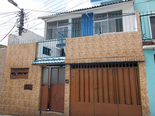 CASA SUR DE QUITO, SECTOR PAUSTERIZADORA QUITO, 317M2 DE CONSTRUCCIÓN $145.000 INMOBILIARIA CONEXION: 2353232, 0997592747