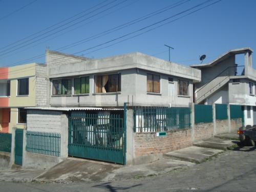 VENDO CASA RENTERA ESQUINERA  SANGOLQUI