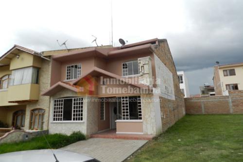 HERMOSA CASA DE VENTA EN CUENCA EN LA URBANIZACIÓN RÍO SOL